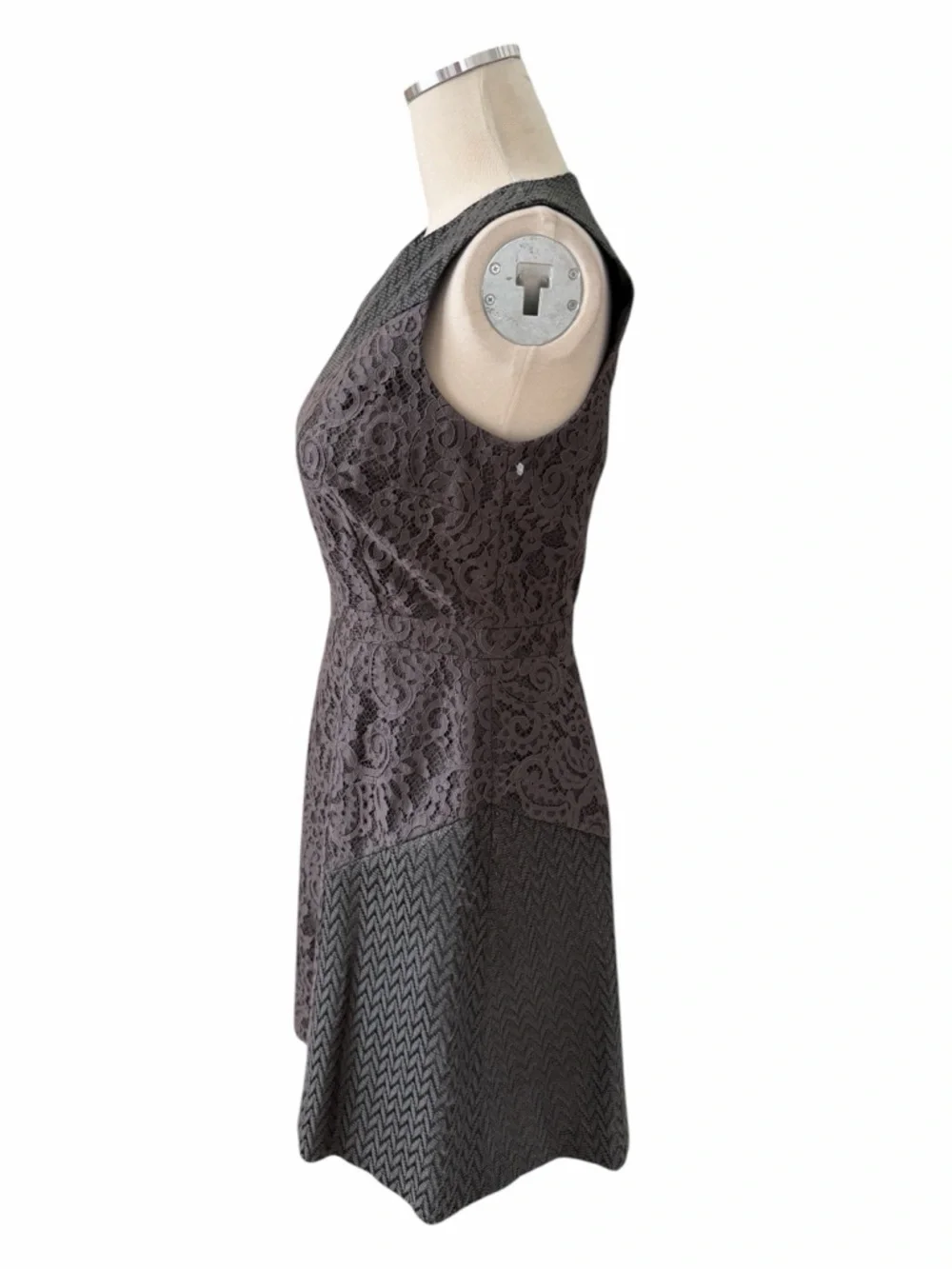 ANTHRO Ali Ro Sleeveless Lace-Overlay A-Line Dress in Charcoal SZ 2/4